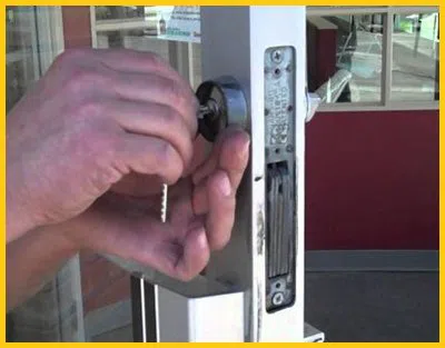 Expert Locksmith Store Playa del Rey, CA 310-975-3194 - 23-4